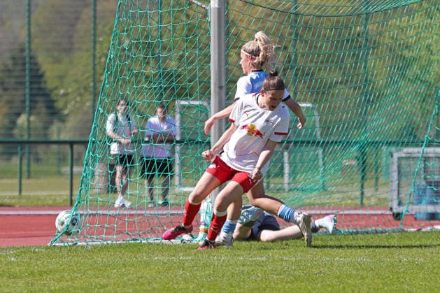 Sachsenpokal-Finale Frauen: Chemnitzer FC - RB Leipzig II; 01.05.2026 Natalie Grenz (21, RB Leipzig II U20) bejubelt ihr Tor zur 1:0-Führung. Sachsenpokal-Finale der Frauen Sachsenlotto-Landespokal: Chemnitzer FC vs. RB Leipzig II U20 im Auenstadion Flöha, 01.05.2026. Copyright: xBEAUTIFULxSPORTS JanxKaeferx