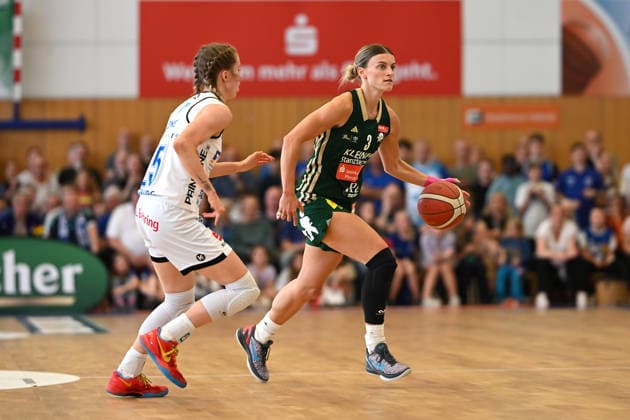 Basketball Toyota 1. Damen Bundesliga Finale um die Deutsche Meisterschaft 4. Spiel BC Pharmaserv Marburg - Rutronik Stars Keltern am 01.05.2026 in der Sporthalle am Georg-Gaßmann Stadion in Marburg Alexandra Wilke ( Keltern ) gegen Caitlyn Georgia Parker Jones ( Marburg ) DFL regulations prohibit any use of photographs as image sequences and or quasi-video.