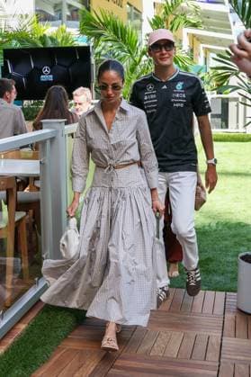 Partnerin Carmen Montero Mundt von George Russell (Mercedes-AMG Petronas 63) und George Russell (Mercedes-AMG Petronas 63), Grosser Preis von Miami, Motorsport, Herren, Formel 1, Freies Training, 01.05.2026 Miami Florida USA