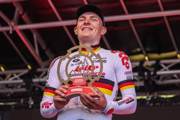 Radsport UCI WorldTour Men Elite 63. Eschborn-Frankfurt am 01.05.2026 Siegerehrung für Georg Zimmermann ( Lotto Intermarche )