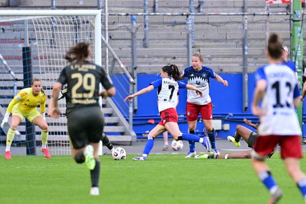 Fußball I Frauen I Saison 2025-2026 I Bundesliga I 24. Spieltag I Hamburger SV - 1. FC Union Berlin I 01.05.2026 Hochkarätige Torchance von Vildan Kardesler (7, Hamburger SV) kurz vor Spielende. Hamburg Volksparkstadion Hamburg Deutschland Copyright: xLobeca WolfxGebhardtx