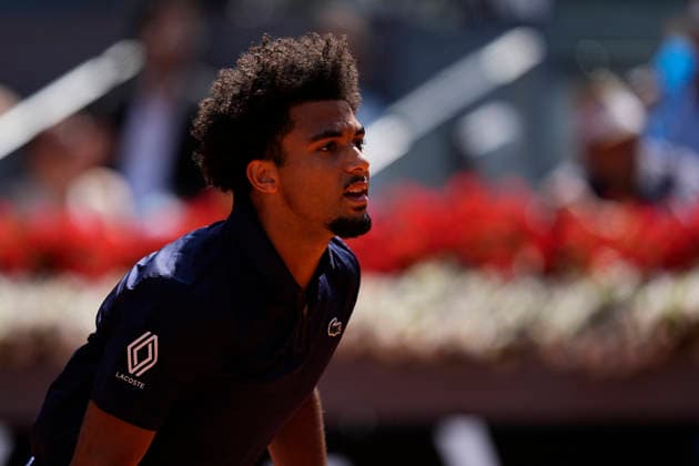May 1, 2026, Madrid, Madrid, Spain: Arthur Fils of France plays against Jannik Sinner of Italy during the Mutua Madrid Open 2026 at La Caja Magica on May 01, 2026 in Madrid, Spain. Mutua Madrid Open 2026 - Day 12  - ZUMAa181 20260501_zaa_a181_074 Copyright: xOscarxJ.xBarrosox
