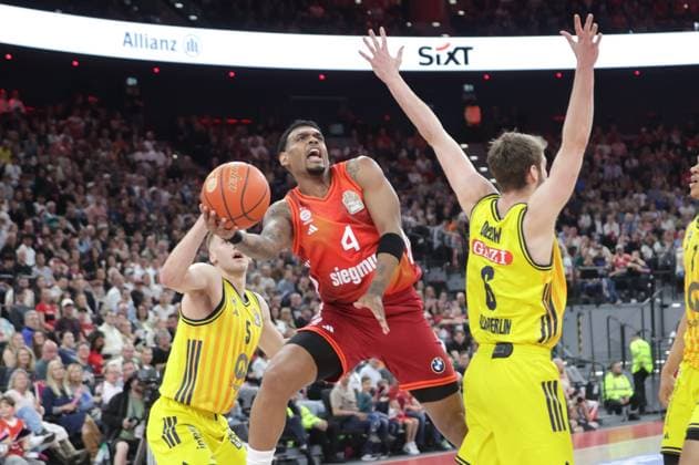 Bayerns 4 Xavier RATHAN-MAYES. Basketball: Bayern - Berlin. Bundesliga, FC Bayern Basketball - ALBA Berlin, 27.Spieltag, Saison 2025-2026, 1.05.2026, in Muenchen, S A P G A R D E N, Deutschland. Quelle Copyright Credit : Oryk HAIST