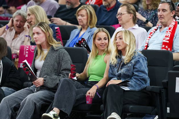 Alara Sehitler (FC Bayern Muenchen, 14) und Giulia Gwinn (FC Bayern Muenchen, 07), GER, FC Bayern Basketball vs. Alba Berlin, Basketball, easycredit Basketball Bundesliga, 27. Spieltag, Saison 2025 2026, 01.05.2026, GER, FC Bayern Basketball vs. Alba Berlin, Basketball, easycredit Basketball Bundesliga, 27. Spieltag, Saison 2025 2026, 01.05.2026 Muenchen Copyright: xEibner-Pressefoto JennixMaulx EP_JML