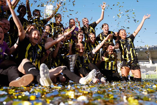 BK Häcken celebrates the 3-2 victory during Friday s decisive final in the UEFA Women s Europa Cup between BK Häcken and Hammarby at Hisingen Arena in Gothenburg, Sweden on may 1, 2026. GÖTEBORG SWEDEN x9200x