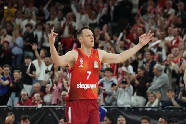 Freude . . . Bayerns 7 Johannes VOIGTMANN. Basketball: Bayern - Berlin. Bundesliga, FC Bayern Basketball - ALBA Berlin, 27.Spieltag, Saison 2025-2026, 1.05.2026, in Muenchen, S A P G A R D E N, Deutschland. Quelle Copyright Credit : Oryk HAIST