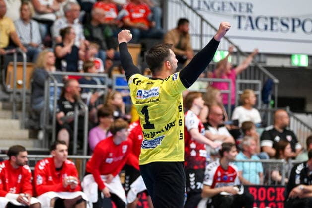 Kristrian van der Merwe (HSG Nordhorn-LIngen, 01) jubelt HSG Nordhorn-Lingen vs. Eulen Ludwigshafen, Handball, 2. Bundesliga, 30. Spieltag, Saison 2025 2026, 01.05.2026, HSG Nordhorn-Lingen vs. Eulen Ludwigshafen, Handball, 2. Bundesliga, 30. Spieltag, Saison 2025 2026, 01.05.2026 Lingen Copyright: xEibner-Pressefoto RobertxGertzenx EP_RGN