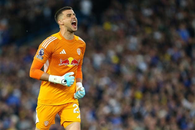 Elland Road LEEDS, ENGLAND, MAY 1: Karl Darlow of Leeds United celebrates during a Premier League 2025-26 match between Leeds United and Burnley at Elland Road on May 1, 2026 in Leeds, England. (Photo by Zach Forster Sports Press Photo) (Zach Forster Sports Press Photo SPP) Copyright: xZachxForster SportsxPressxPhotox xSPPx spp-en-ZaFoPrPh-spp26_zachf_0105_092
