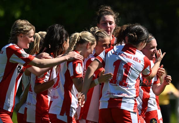 01.05.2026, xophax, Fussball - Verband Mittelrhein. Schaebens - Pokal der Frauen. Aggerstadion Troisdorf. SC Fortuna Köln gegen Vorwärts Spoho. Mannschaft von Fortuna Köln feiert das 1 zu 0. Koeln