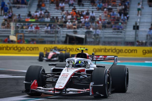 (87) Oliver Bearman (GBR) - TGR Haas F1 Team during the Formula 1 Crypto.com Miami Grand Prix 2026 at Miami International Autodrome in Miami Gardens, United States. Round 6 of the 2026 FIA Formula One World Championship, WM, Weltmeisterschaft held May 1-3, 2026. The Miami International Autodrome, located in the grounds of the Hard Rock Stadium, hosts the sixth round featuring the Sprint format. This event weekend features the F1 Sprint format, with a Sprint Shootout and Sprint Race in addition to the standard qualifying session and Grand Prix.  Copyright: xAlessioxDexMarcox xAvens-images.com AvensImages IPAxSportx xipa-agency.netx xx IPA_74364508 IPA_Agency_IPA74364508