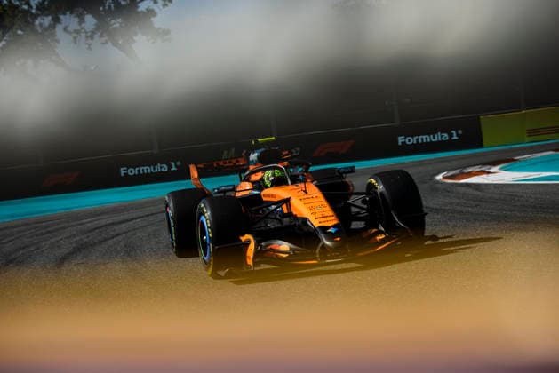 F1 - MIAMI GRAND PRIX 2026 01 NORRIS Lando (gbr), McLaren F1 Team MCL40, action during the Formula 1 Miami Grand Prix 2026, 4th round of the 2026 Formula One World Championship, WM, Weltmeisterschaft from May 1 to 3, 2026 on the Miami International Autodrome, in Miami Gardens, USA - Miami GardensUnited States  Copyright: xXavixBonillax