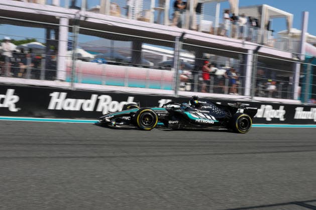 MIAMI GARDENS, FL - MAY 01: George Russell (63) of Great Britain and Mercedes-AMG PETRONAS Formula One Team speeds through turn 12 during Sprint Qualifying of the Formula 1 Crypto.com Grand Prix on May 1, 2026, at Miami International Autodrome in Miami Gardens, Florida. (Photo by David Buono Icon Sportswire) AUTO: MAY 01 F1 Miami Grand Prix EDITORIAL USE ONLY Icon2605010591