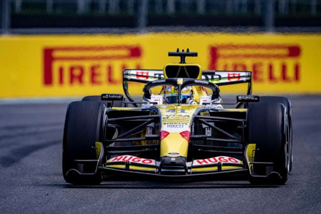 Miami International Autodrome, Miami, Florida, USA - May 1, 2026: Arvid Lindblad of England in the Visa Cash App Racing Bulls Formula 1 Team VCARB03 during the 2026 Miami F1 Grand Prix (Practice 1) held at Hard Rock Stadium in Miami, United States. ((6257) RIchard Callis SPP)  Copyright: x(6257)xRIchardxCallisx xSPPx spp-en-6RiCa-SPP26_richiecallis_0105-1003-2