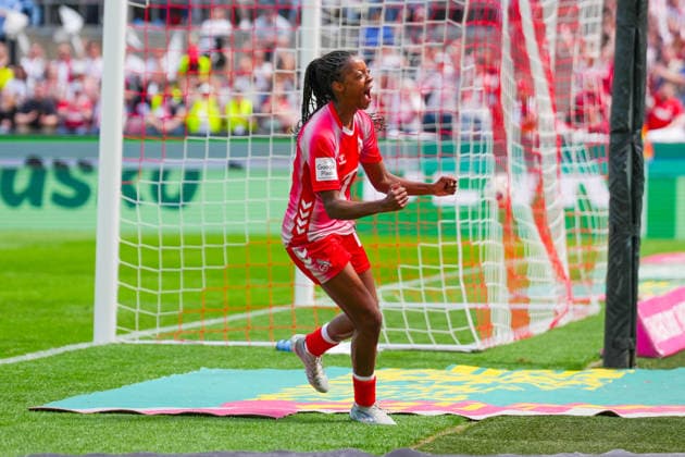 02.05.2026, xydrx, Frauen, Fußball, 1.Frauen-Bundesliga, 1.FC Köln - SV Werder Bremen, Saison 2025 2026, RheinEnergieSTADION: Torjubel nach dem Tor zum 1:0 für den FC Köln durch Torschützin Lydia Andrade (FC Köln, 17) DFB regulations prohibit any use of photographs as image sequences and or quasi-video. Copyright: HMBxMedia YannisxDreimann