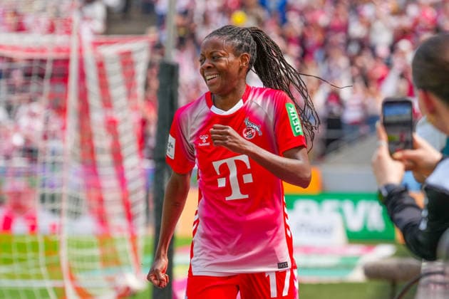 02.05.2026, xydrx, Frauen, Fußball, 1.Frauen-Bundesliga, 1.FC Köln - SV Werder Bremen, Saison 2025 2026, RheinEnergieSTADION: Torjubel nach dem Tor zum 1:0 für den FC Köln durch Torschützin Lydia Andrade (FC Köln, 17) DFB regulations prohibit any use of photographs as image sequences and or quasi-video. Copyright: HMBxMedia YannisxDreimann