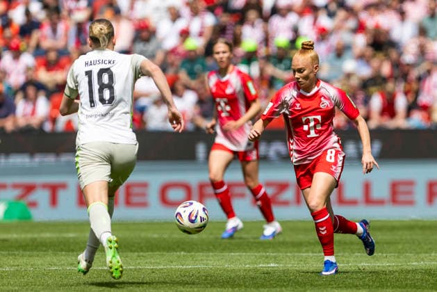 Google Pixel Frauen-Bundesliga: 1. FC Köln - SV Werder Bremen; 02.05.2026 Laura Vogt (1. FC Köln, 8) am 24. Spieltag der Google Pixel Frauen-Bundesliga im Spiel des 1. FC Köln gegen den SV Werder Bremen am 02.05.2026 im RheinEnergie-Stadion in Köln, Deutschland. Copyright: xBEAUTIFULxSPORTS Meuselx