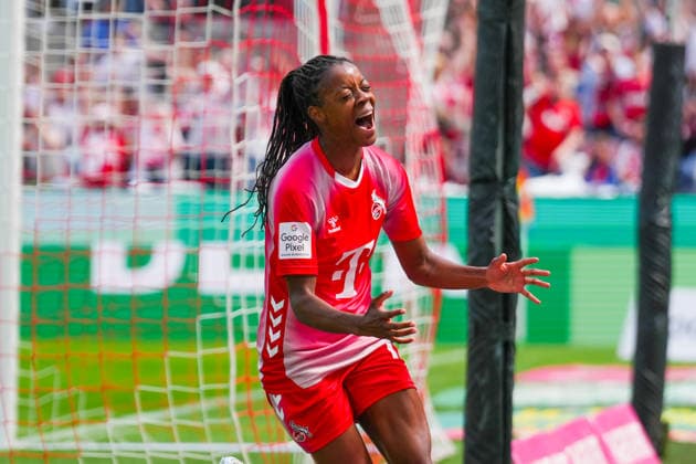02.05.2026, xydrx, Frauen, Fußball, 1.Frauen-Bundesliga, 1.FC Köln - SV Werder Bremen, Saison 2025 2026, RheinEnergieSTADION: Torjubel nach dem Tor zum 1:0 für den FC Köln durch Torschützin Lydia Andrade (FC Köln, 17) DFB regulations prohibit any use of photographs as image sequences and or quasi-video. Copyright: HMBxMedia YannisxDreimann