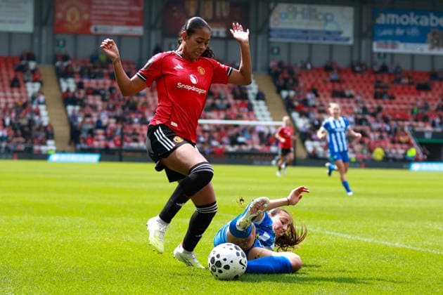 Manchester United, ManU Women v Brighton & Hove Albion Women - Women s Super League 25 26 Manchester United s Jayde Riviere is tackled while dribbling by Rosa Kafaji during match against Brighton & Hove Albion Women - Women s Super League 25 26 Leigh Leigh Sports Village United Kingdom Copyright: xZacharyxLockex