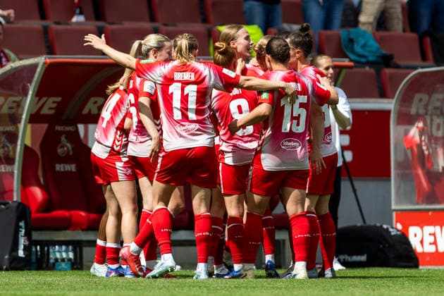 Google Pixel Frauen-Bundesliga: 1. FC Köln - SV Werder Bremen; 02.05.2026 Jubel nach dem Tor zum 2:0 durch Anna-Lena Stolze (1. FC Köln, 7) am 24. Spieltag der Google Pixel Frauen-Bundesliga im Spiel des 1. FC Köln gegen den SV Werder Bremen am 02.05.2026 im RheinEnergie-Stadion in Köln, Deutschland. Copyright: xBEAUTIFULxSPORTS Meuselx