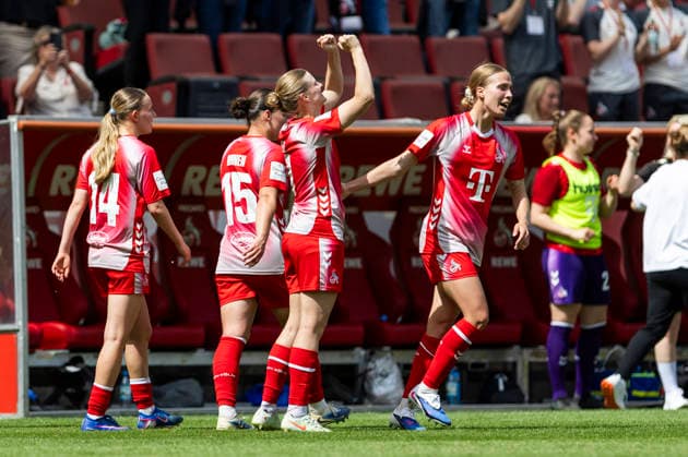 Google Pixel Frauen-Bundesliga: 1. FC Köln - SV Werder Bremen; 02.05.2026 Jubel nach dem Tor zum 2:0 durch Anna-Lena Stolze (1. FC Köln, 7) am 24. Spieltag der Google Pixel Frauen-Bundesliga im Spiel des 1. FC Köln gegen den SV Werder Bremen am 02.05.2026 im RheinEnergie-Stadion in Köln, Deutschland. Copyright: xBEAUTIFULxSPORTS Meuselx