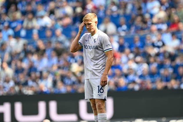 2. Bundesliga - 25 26 - Arminia Bielefeld - VfL Bochum am 02.05.2026 in der SchücoArena in Bielefeld Romario Rösch Roesch (Bochum) unzufrieden, enttäuscht, enttaeuscht, niedergeschlagen.