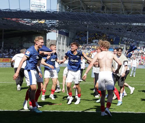 Fussball, Herren, Saison 2025 2026, 2.BL, Holstein Stadion, Holstein Kiel gegen Eintracht Braunschweig, 2-0 DFL REGULATIONS PROHIBIT ANY USE OF PHOTOGRAPHS AS IMAGE SEQUENCES AND OR QUASI-VIDEO.