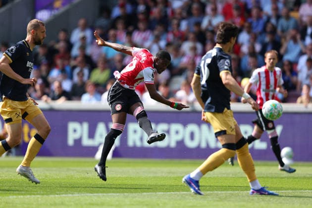 2nd May 2026; Gtech Community Stadium, Brentford, London, England; Premier League Football, Brentford versus West Ham United; Dango Ouattara of Brentford takes a shot on goal JPxFletcher