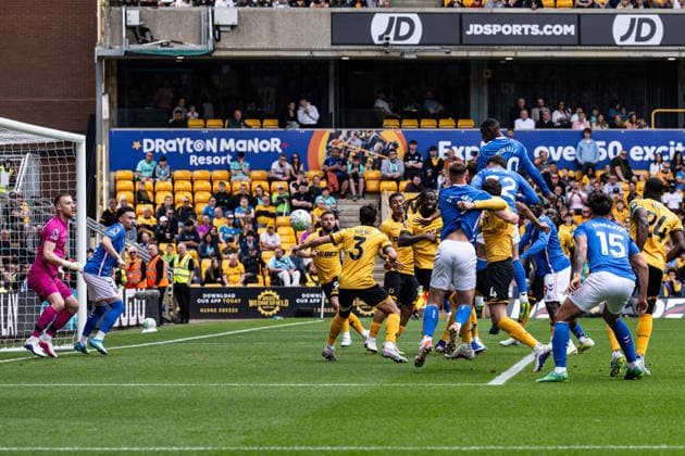 2nd May 2026; Molineux Stadium, Wolverhampton, West Midlands, England; Premier League Football, Wolverhampton Wanderers versus Sunderland; Nordi Mukiele of Sunderland AFC scores past Dan Bentley of Wolverhampton Wanderers in the 17th minute to make the score 0-1 GodfreyxPitt