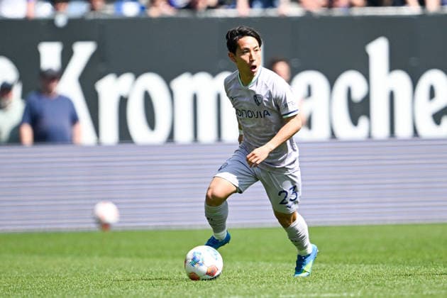 2. Bundesliga - 25 26 - Arminia Bielefeld - VfL Bochum am 02.05.2026 in der SchücoArena in Bielefeld Koji Miyoshi (Bochum) am Ball.