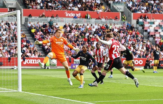 Mads Hermansen of West Ham United makes a save under pressure from Keane Lewis-Potter of Brentford Brentford v West Ham United, Premier League, Football, Gtech Community Stadium, London , UK - 02 May 2026London Gtech Community Stadium United Kingdom EDITORIAL USE ONLY No use with unauthorised audio, video, data, fixture lists, club league logos or live services. Online in-match use limited to 120 images, no video emulation. No use in betting, games or single club league player publications. Copyright: xMichaelxZemanek Shutterstockx 16854504z