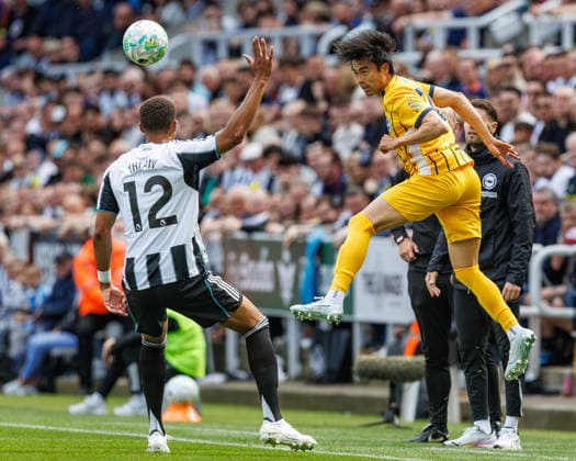 2nd May 2026; St James Park, Newcastle, England; Premier League Football, Newcastle United versus Brighton and Hove Albion; Kaoru Mitoma of Brighton challenges for a header WMxSportsxMedia