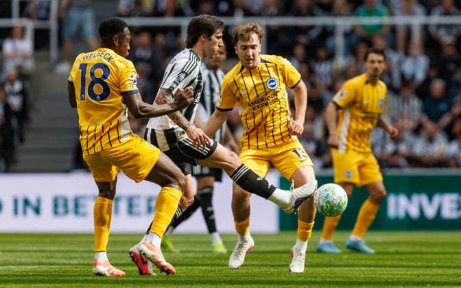 2nd May 2026; St James Park, Newcastle, England; Premier League Football, Newcastle United versus Brighton and Hove Albion; Sandro Tonali of Newcastle United making a pass WMxSportsxMedia