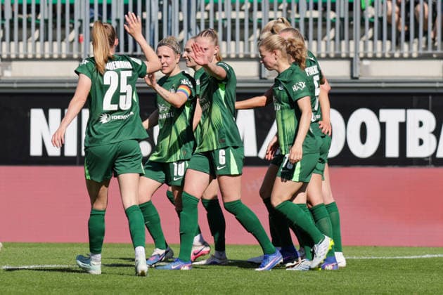 02.05.2026, xgrfx, Fussball Google Pixel Frauen-Bundesliga, VfL Wolfsburg - RB Leipzig v.l. Tor, Lena Lattwein zum 2:1 (VfL Wolfsburg) (DFL DFB REGULATIONS PROHIBIT ANY USE OF PHOTOGRAPHS as IMAGE SEQUENCES and or QUASI-VIDEO) Wolfsburg