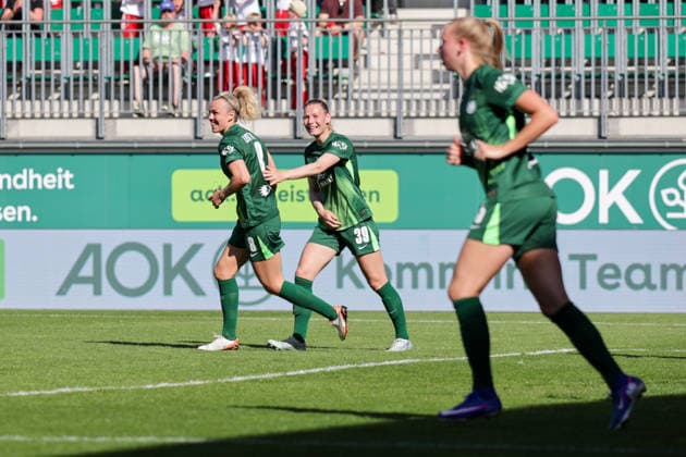 02.05.2026, xgrfx, Fussball Google Pixel Frauen-Bundesliga, VfL Wolfsburg - RB Leipzig v.l. Tor, Lena Lattwein zum 3:1 (VfL Wolfsburg) (DFL DFB REGULATIONS PROHIBIT ANY USE OF PHOTOGRAPHS as IMAGE SEQUENCES and or QUASI-VIDEO) Wolfsburg