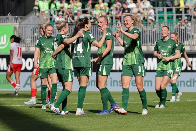 02.05.2026, xgrfx, Fussball Google Pixel Frauen-Bundesliga, VfL Wolfsburg - RB Leipzig v.l. Tor, Lena Lattwein zum 3:1 (VfL Wolfsburg) (DFL DFB REGULATIONS PROHIBIT ANY USE OF PHOTOGRAPHS as IMAGE SEQUENCES and or QUASI-VIDEO) Wolfsburg
