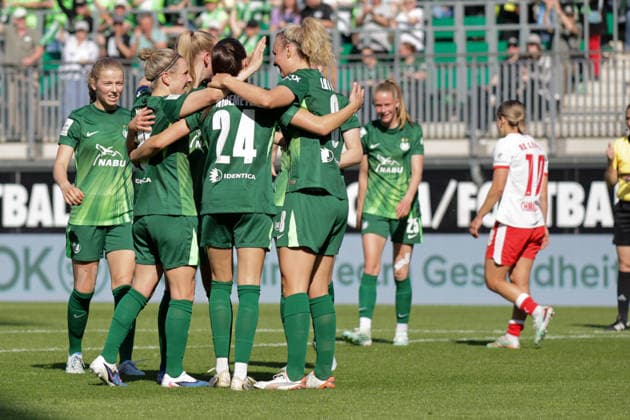 02.05.2026, xgrfx, Fussball Google Pixel Frauen-Bundesliga, VfL Wolfsburg - RB Leipzig v.l. Tor, Lena Lattwein zum 3:1 (VfL Wolfsburg) (DFL DFB REGULATIONS PROHIBIT ANY USE OF PHOTOGRAPHS as IMAGE SEQUENCES and or QUASI-VIDEO) Wolfsburg
