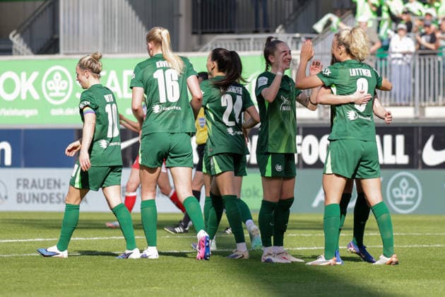 02.05.2026, xgrfx, Fussball Google Pixel Frauen-Bundesliga, VfL Wolfsburg - RB Leipzig v.l. Tor, Lena Lattwein zum 3:1 (VfL Wolfsburg) (DFL DFB REGULATIONS PROHIBIT ANY USE OF PHOTOGRAPHS as IMAGE SEQUENCES and or QUASI-VIDEO) Wolfsburg