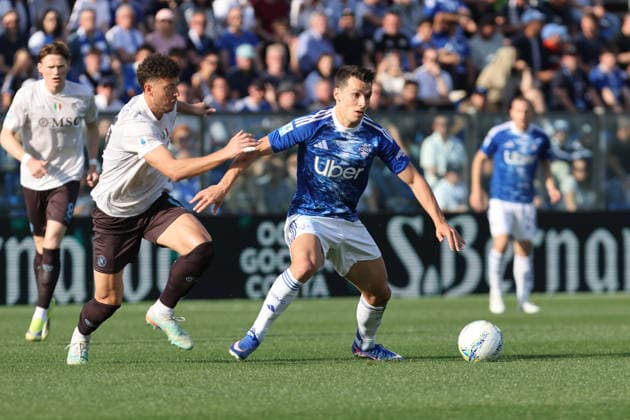 ComoÕs ComoÕs Anastasios Douvikas during the Serie A soccer match between Como and Napoli at the Giuseppe Sinigaglia stadium in Como, north Italy - May 2, 2026 - Soccer.  Copyright: xAntonioxSaiai LaPressex