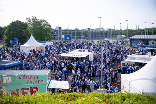 02.05.2026, Fussball, 2. Bundesliga, Saison 2025 2026, 32. Spieltag, FC Schalke 04 - Fortuna Düsseldorf, Fans FC Schalke 04, xRHR-FOTO YYx
