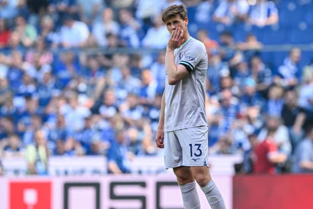 2. Bundesliga - 25 26 - Arminia Bielefeld - VfL Bochum am 02.05.2026 in der SchücoArena in Bielefeld Oliver Olsen (Bochum) unzufrieden, enttäuscht, enttaeuscht, niedergeschlagen.