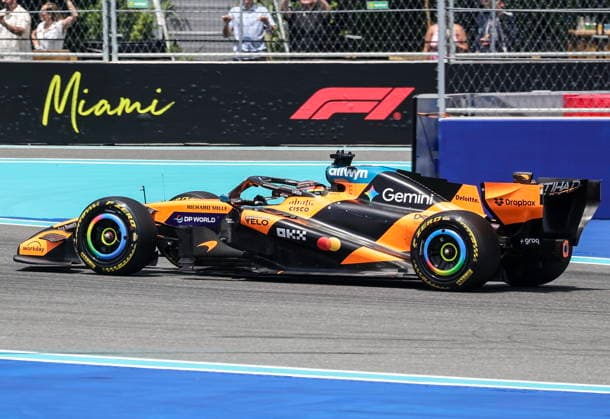 Formula One Miami Grand Prix - Sprint and Qualifying McLaren driver Oscar Piastri of Australia competes in the Sprint race at the Miami International Autodrome in Miami Gardens, Florida, USA, 02 May 2026. The 2026 Formula 1 Miami Grand Prix will be held on 03 May. MIAMI GARDENS FLORIDA United States  Copyright: xCRISTOBALxHERRERA-ULASHKEVICHx