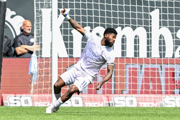 2. Bundesliga - 25 26 - Arminia Bielefeld - VfL Bochum am 02.05.2026 in der SchücoArena in Bielefeld Jubel, Torjubel, Torschuetze, Torschütze Moritz Kwarteng (Bochum) jubelt nach seinem Tor zum 1:1.