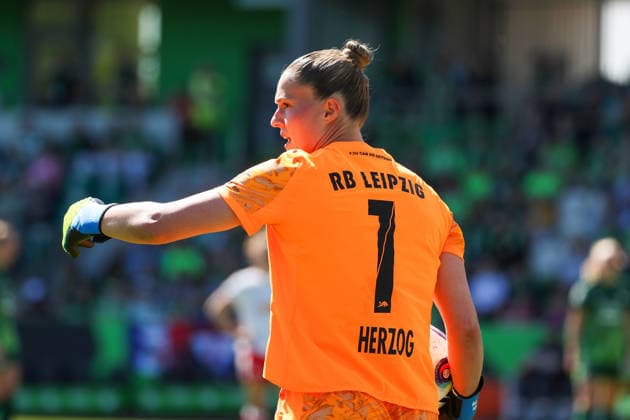 VfL vs. Leipzig, BL Frauen Wolfsburg, 02.05.2026, Fußball, Frauen, Google Pixel Bundesliga, Saison 2025 2026, VfL Wolfsburg vs RB Leipzig, Torfrau Elvira Herzog (RB Leipzig) AOK Stadion Niedersachsen Deutschland
