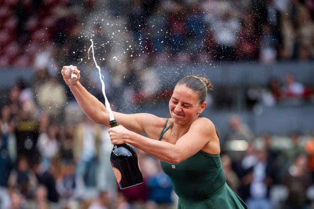 Mutua Madrid Open - Day Thirteen MADRID, SPAIN - MAY 2: Marta Kostyuk of Ukraine celebrates following her victory over Mirra Andreeva in the Women s Singles Final during Day Thirteen of the Mutua Madrid Open at La Caja Magica on May 02, 2026 in Madrid, Spain. Madrid La Caja Magica Madrid Spain Copyright: xAlbertoxGardinx AGardin_20260502_Tennis_Madrid_Day13_1294