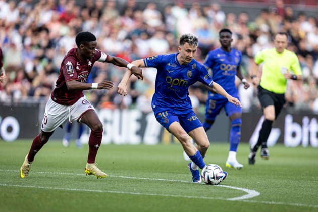 FOOTBALL : Metz FC vs AS Monaco - ligue 1 - Metz - 02 05 2026 Gauthier Hein 10 (FC Metz) et Aleksandr Golovin 10 (AS Monaco)  Copyright: xelyxandroxcegarrax
