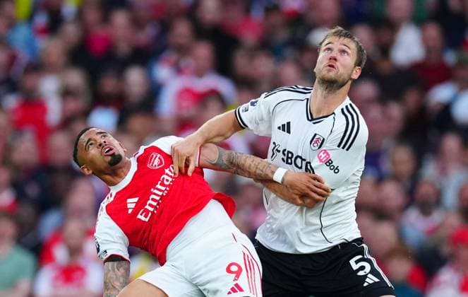 Joachim Andersen of Fulham grapples with Gabriel Jesus of Arsenal Arsenal v Fulham, Premier League, Football, Emirates Stadium, London , UK - 02 May 2026London Emirates Stadium United Kingdom EDITORIAL USE ONLY No use with unauthorised audio, video, data, fixture lists, club league logos or live services. Online in-match use limited to 120 images, no video emulation. No use in betting, games or single club league player publications. Copyright: xJavierxGarcia Shutterstockx 16854566ay