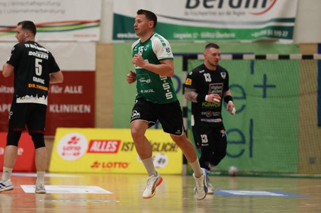 02.05.2026, Handball, Herren, 3. Liga Staffel Süd-West, Saison 2025 2026, HG Saarlouis - TV Homburg, Yves Kunkel (HG Saarlouis) jubelt Saarlouis Stadtgartenhalle Saarland Deutschland (DEU) Copyright: xSebastianxBachx