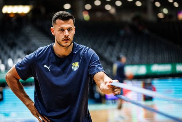 Filip Stanic (EWE Baskets Oldenburg) beim Warm Up, Vet Concept Gladiators Trier vs EWE Baskets Oldenburg, Basketball , Basketball, easyCredit BBL, 32. Spieltag, Saison 2025 2026, 02.05.2026 Vet Concept Gladiators Trier vs EWE Baskets Oldenburg, Basketball , Basketball, easyCredit BBL, 32. Spieltag, Saison 2025 2026, 02.05.2026 Copyright: xEibner-Pressefoto AlexanderxNeisx EP_ANS