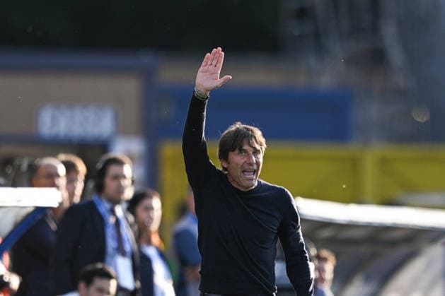 CALCIO - Serie A - Como 1907 vs SSC Napoli Head Coach Antonio Conte of SSC Napoli, react during the Italian Serie A football match between Calcio Como and SSC Napoli on 2 of May 2026 at the Giuseppe Senigallia stadium in Como, Italy Como Italy  Copyright: xIPAxSport ABACAx