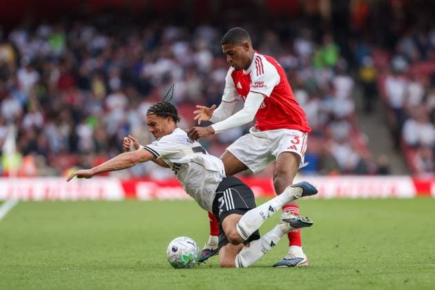 Antonee Robinson of Fulham is fouled by Cristhian Mosquera of Arsenal Arsenal v Fulham, Football, Premier League, Emirates Stadium, London, UK - 02 05 2026 EDITORIAL USE ONLY No use with unauthorised audio, video, data, fixture lists, club league logos or live services. Online in-match use limited to 120 images, no video emulation. No use in betting, games or single club league player publications.  Copyright: xAnthonyxHanc Shutterstockx 16856541u